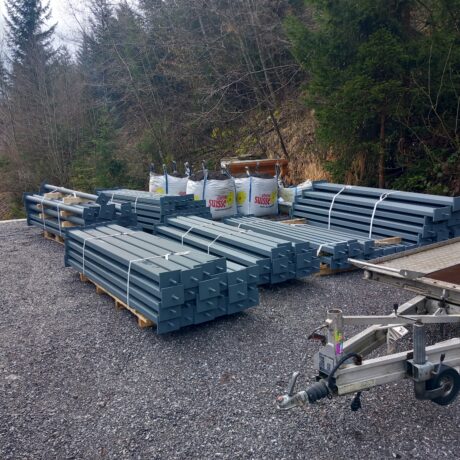 Stahlsäulen, doppellagig geschweißt und grundiert
