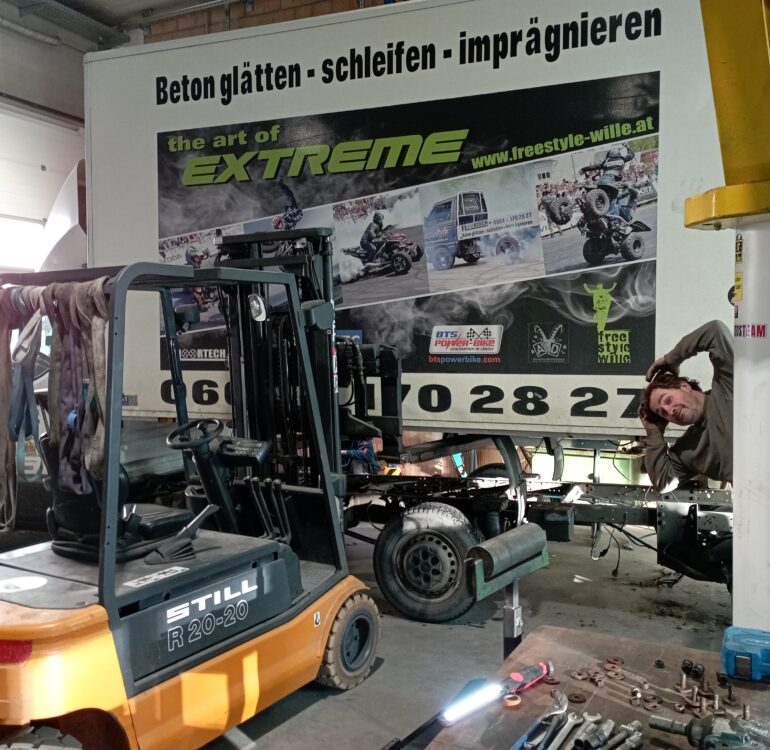 Kofferumbau auf Iveco Daily