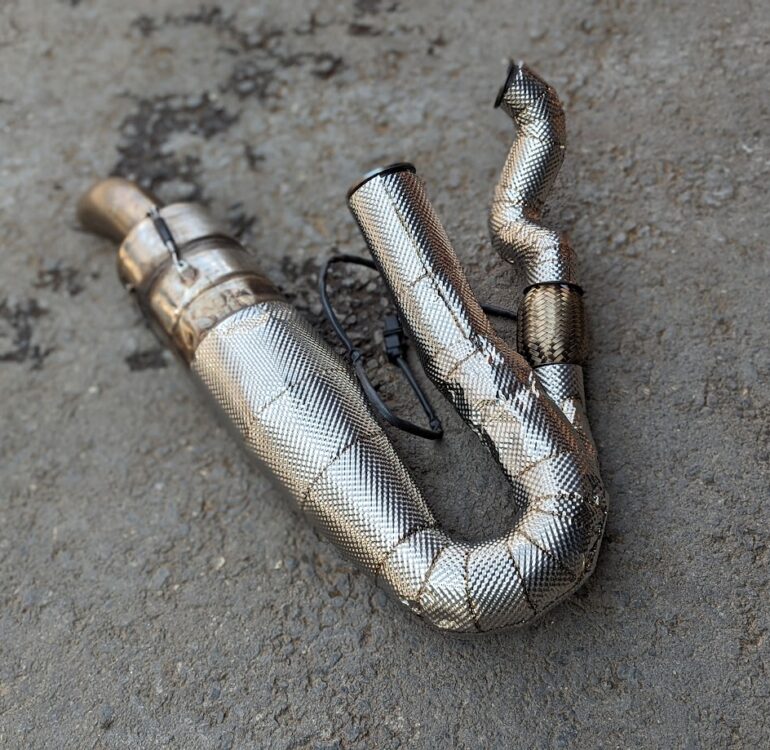 PRC Turbo Abgasanlage isoliert